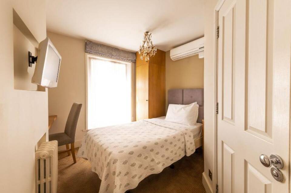 The Fielding Hotel 1