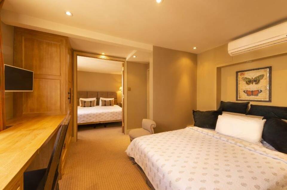 The Fielding Hotel 2