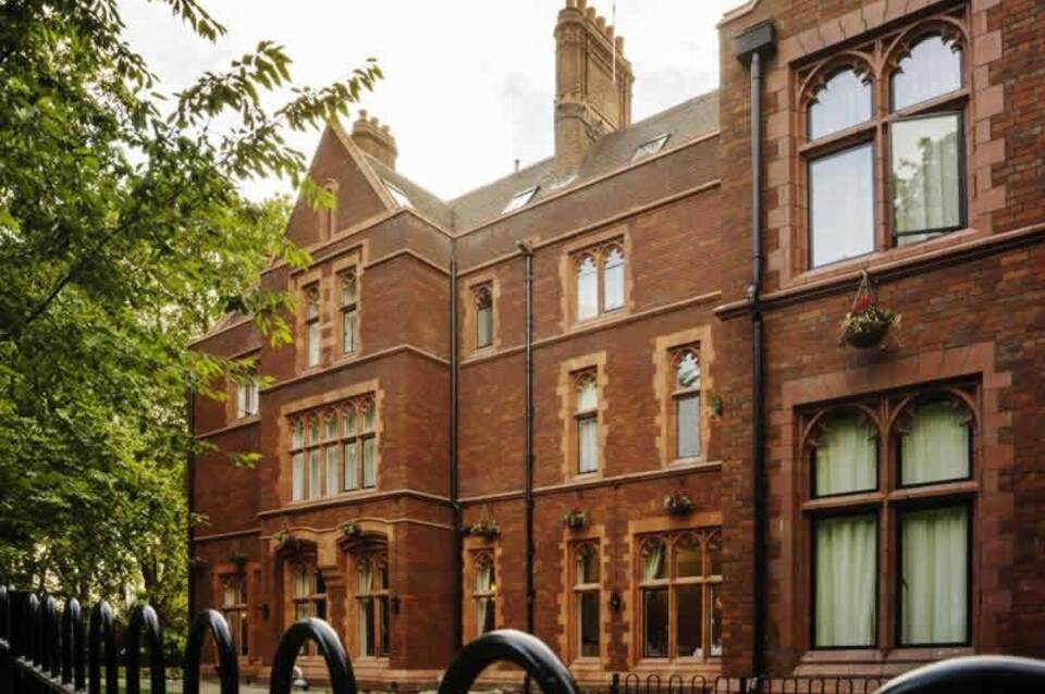 St Paul's Hotel 1