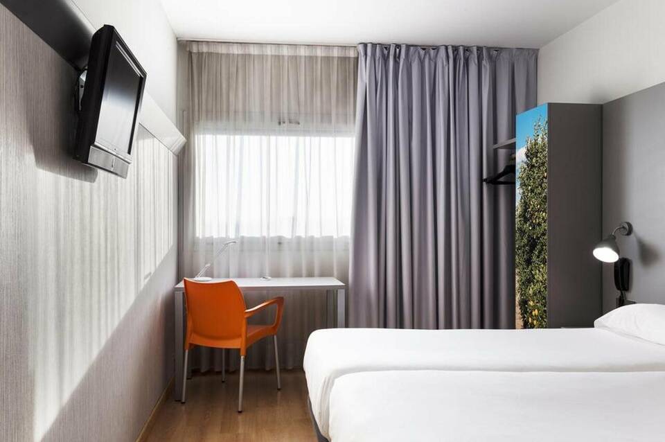 B&B Hotel Valencia Aeropuerto 4