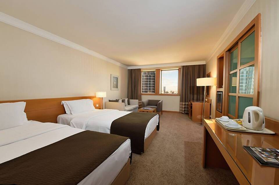 Mövenpick Hotel Istanbul Bosphorus 2