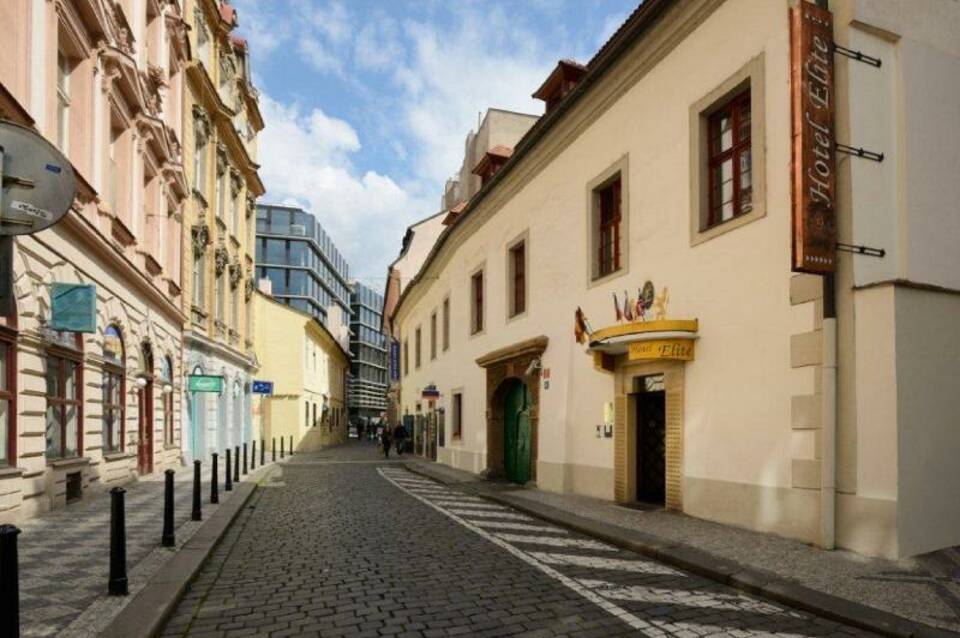 Elite Hotel 1