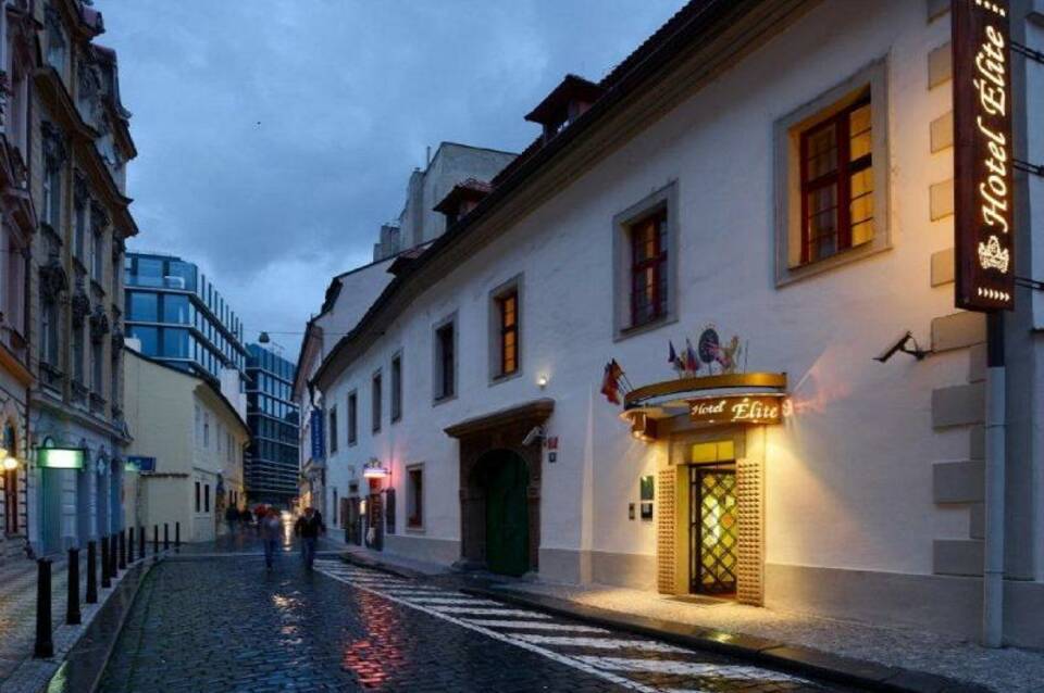 Elite Hotel 2
