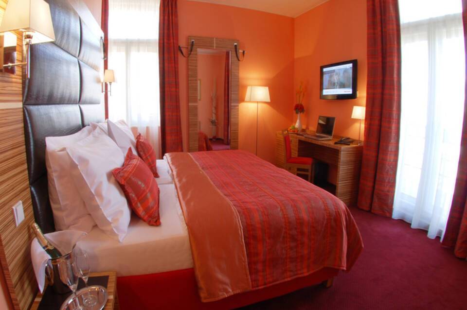 EA Hotel Sonata 1
