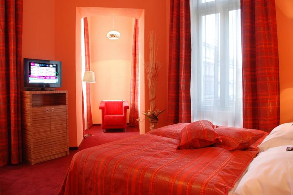 EA Hotel Sonata 2