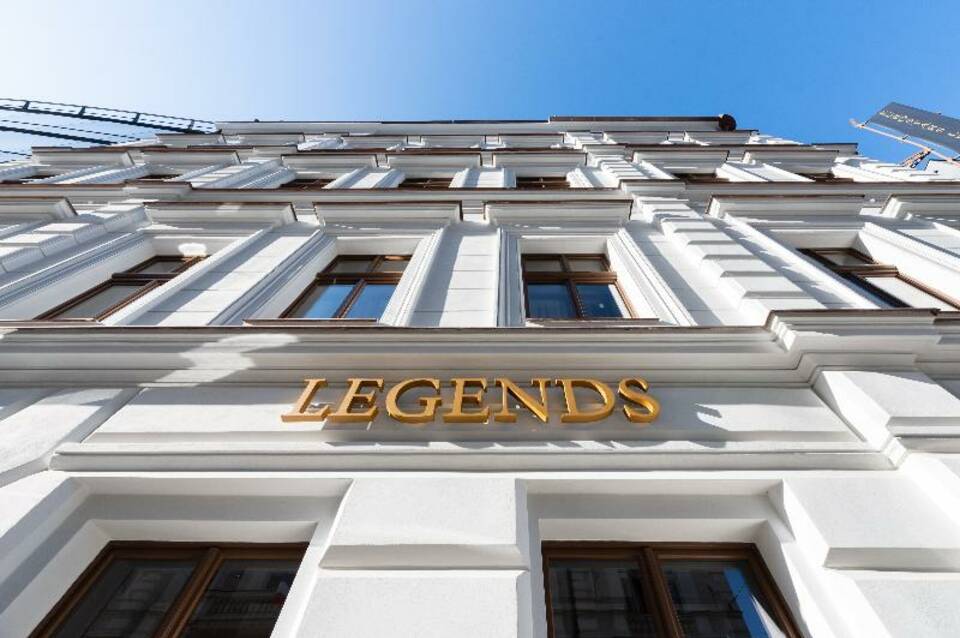 Áurea Legends 4