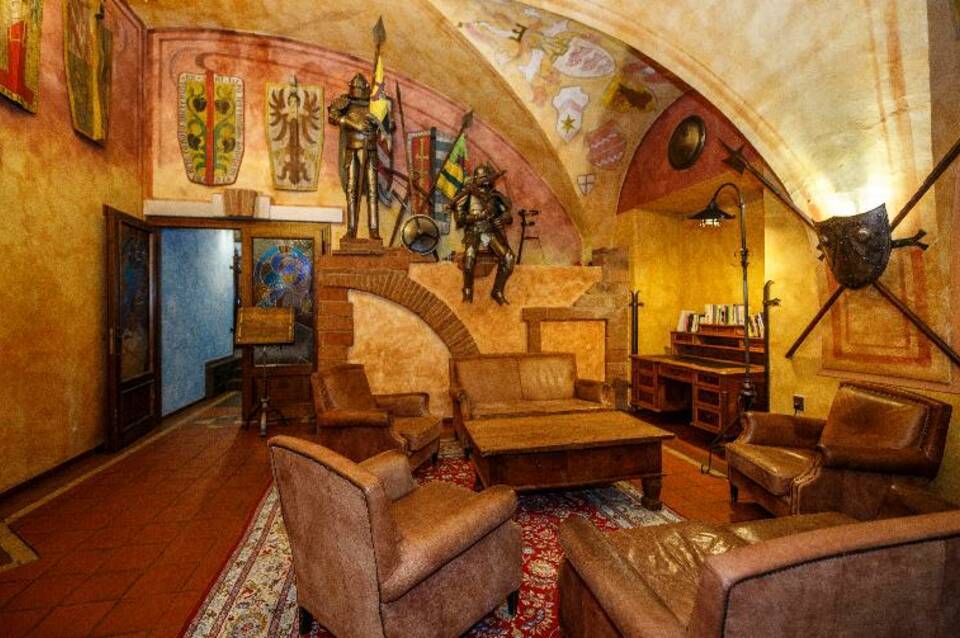Pytloun Old Armoury Hotel Prague 3