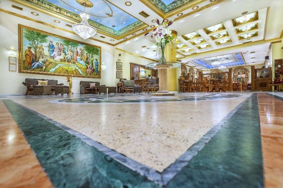 Imperial Palace Classical Hotel 3