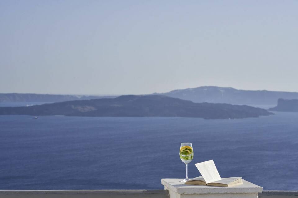 Mr. & Mrs. White Oia - Santorini 4