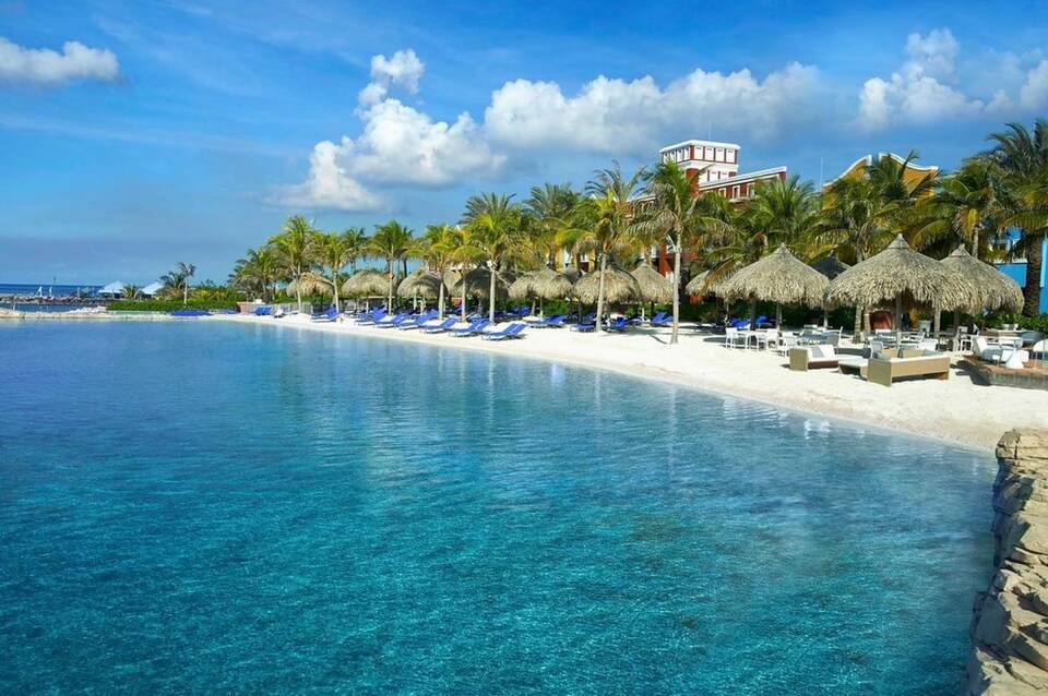 Renaissance Wind Creek Curacao Resort 2