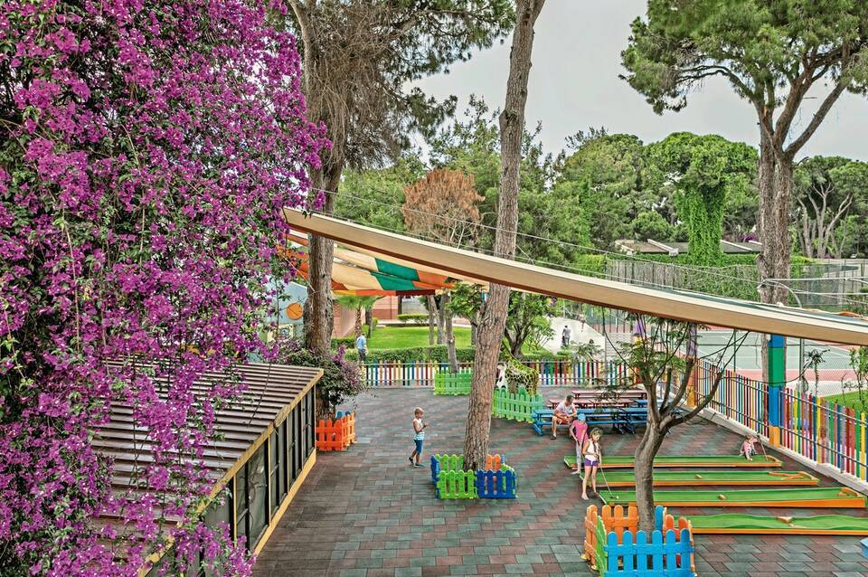 Pine Beach Belek 4