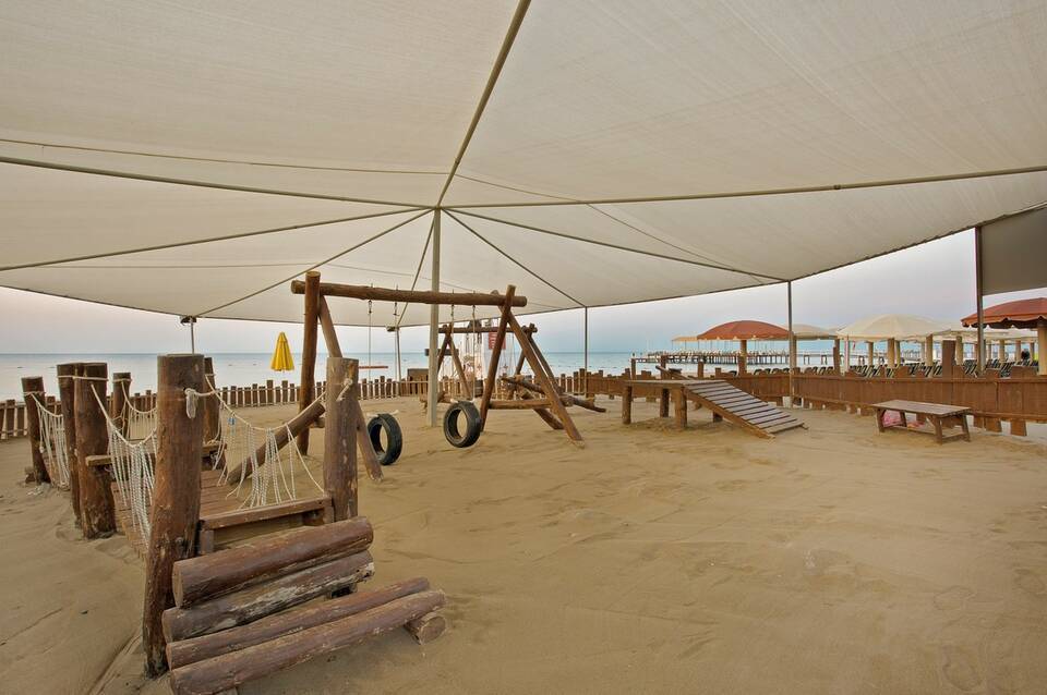 Pine Beach Belek 5