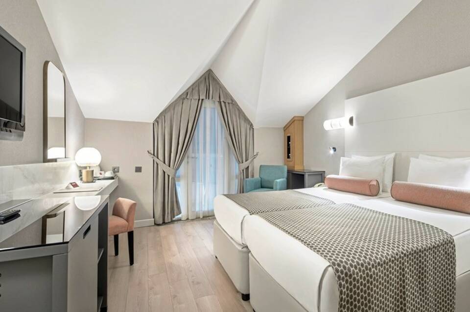 Trendy Aspendos Beach 4
