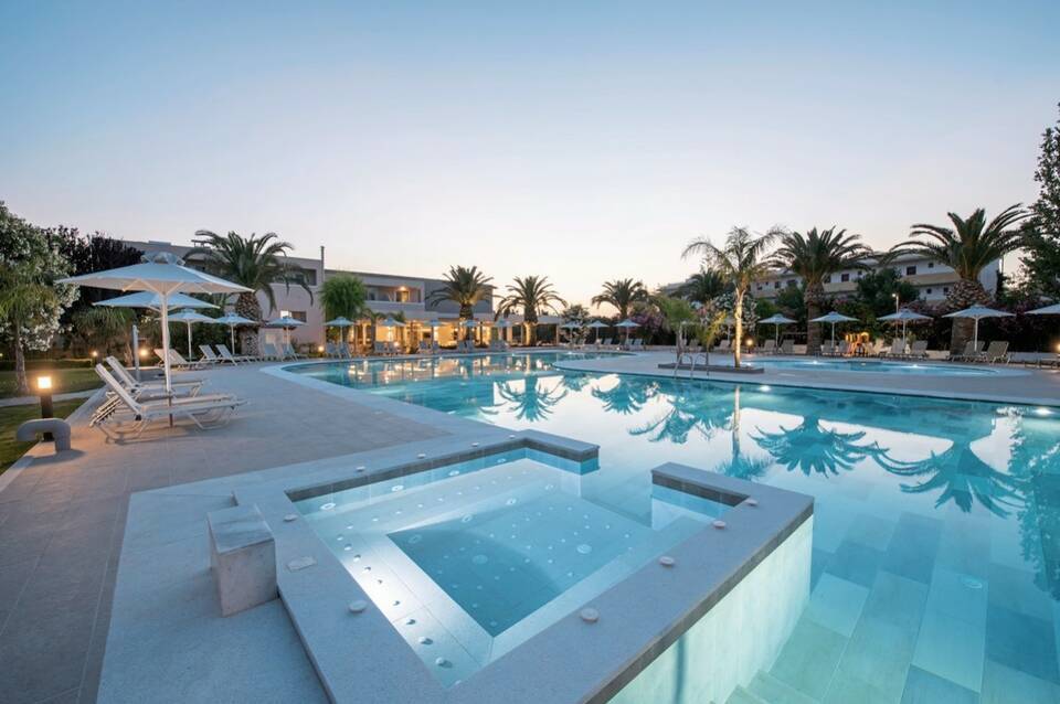 Esperia 1