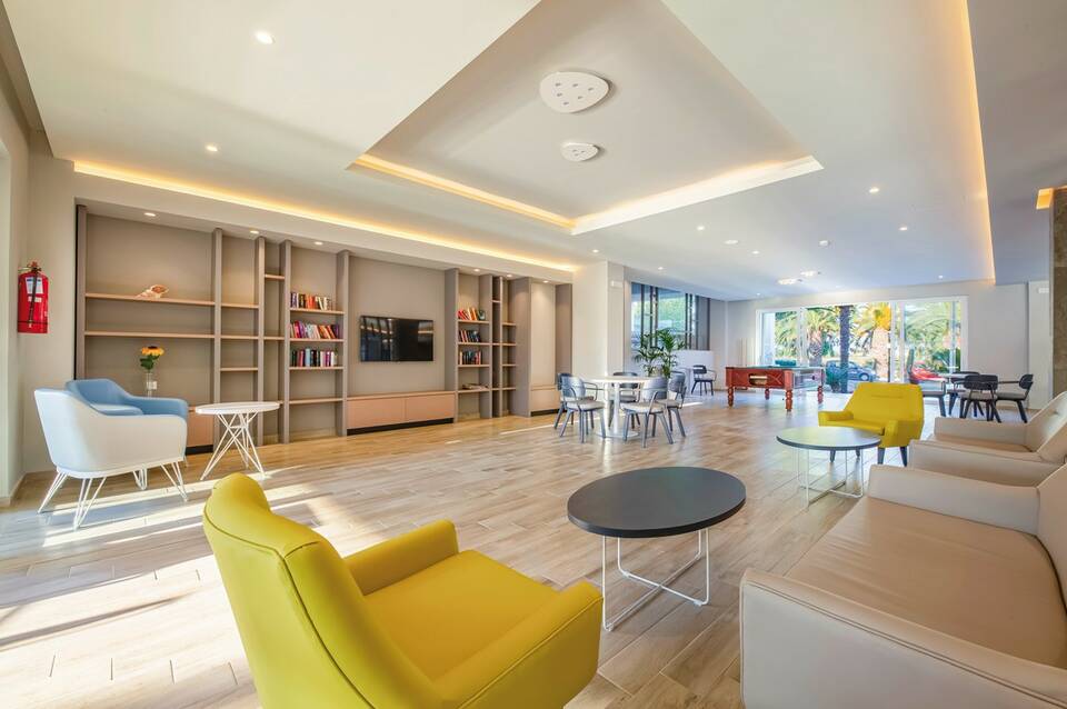 Esperia 2