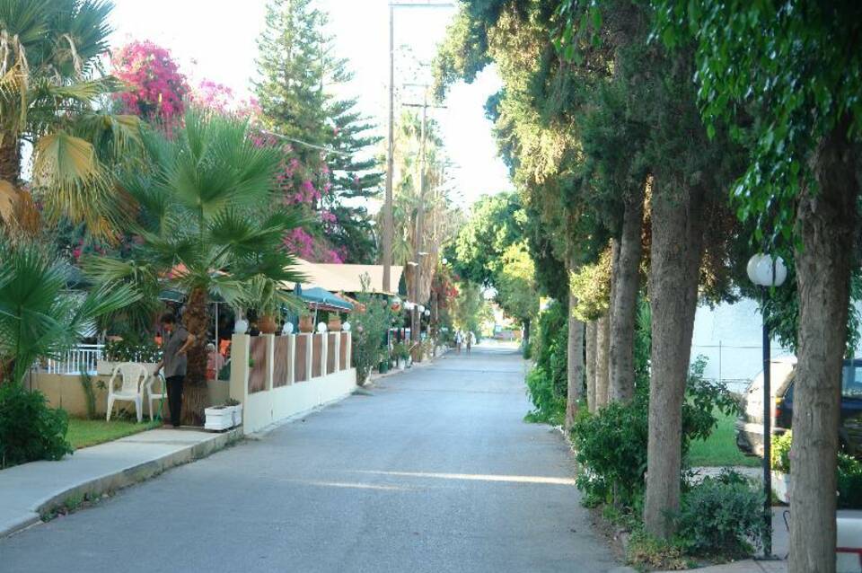 Trefon Hotel Apartments & Family Suites 5
