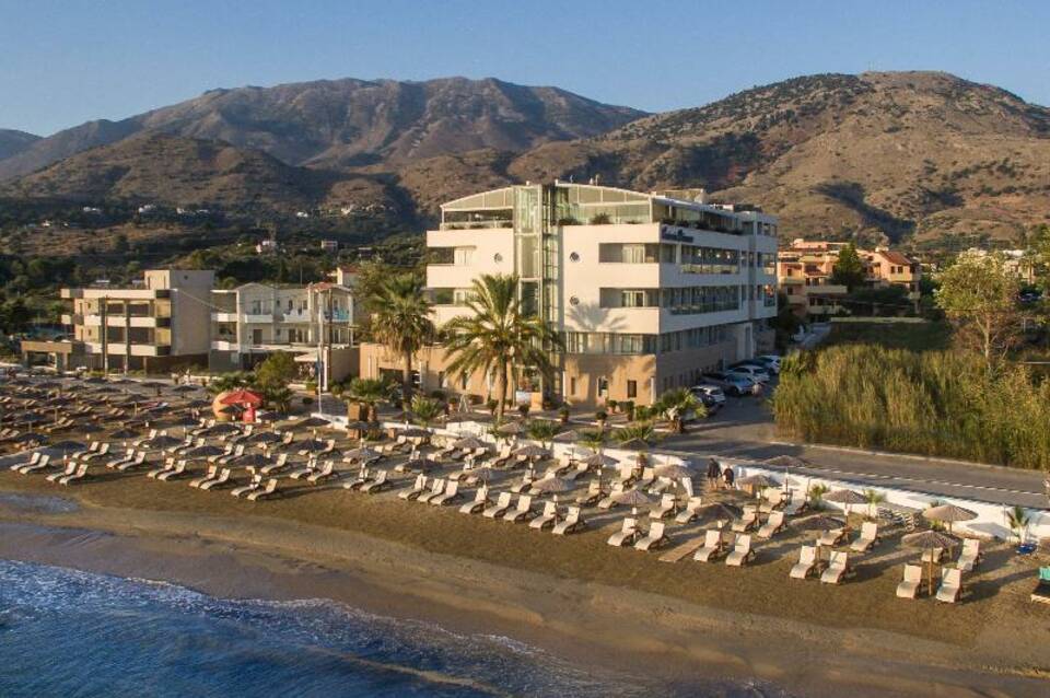 Corissia Princess Hotel 4