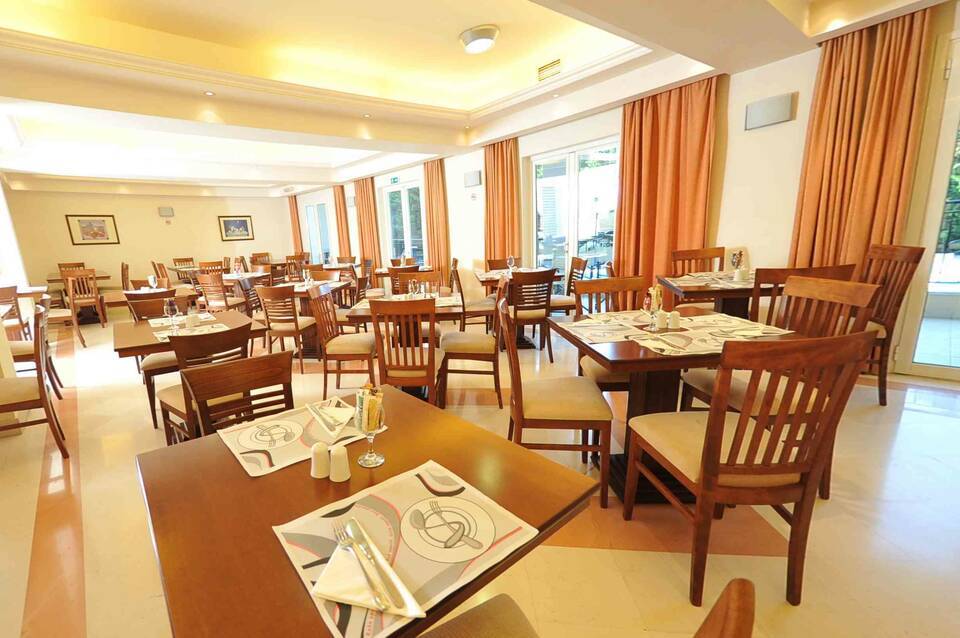 CNic Hellinis Hotel 1