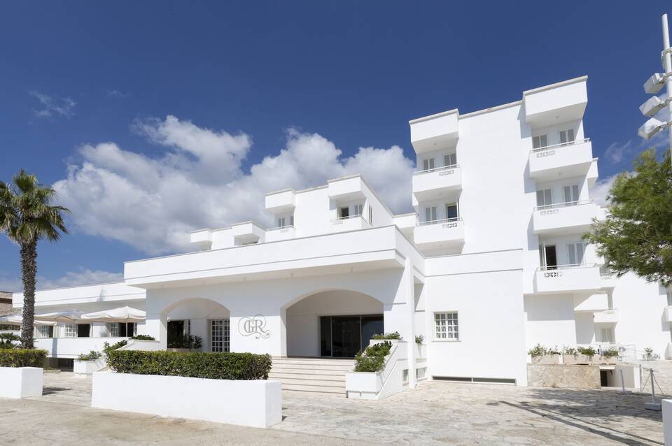 Grand Hotel Riviera 1