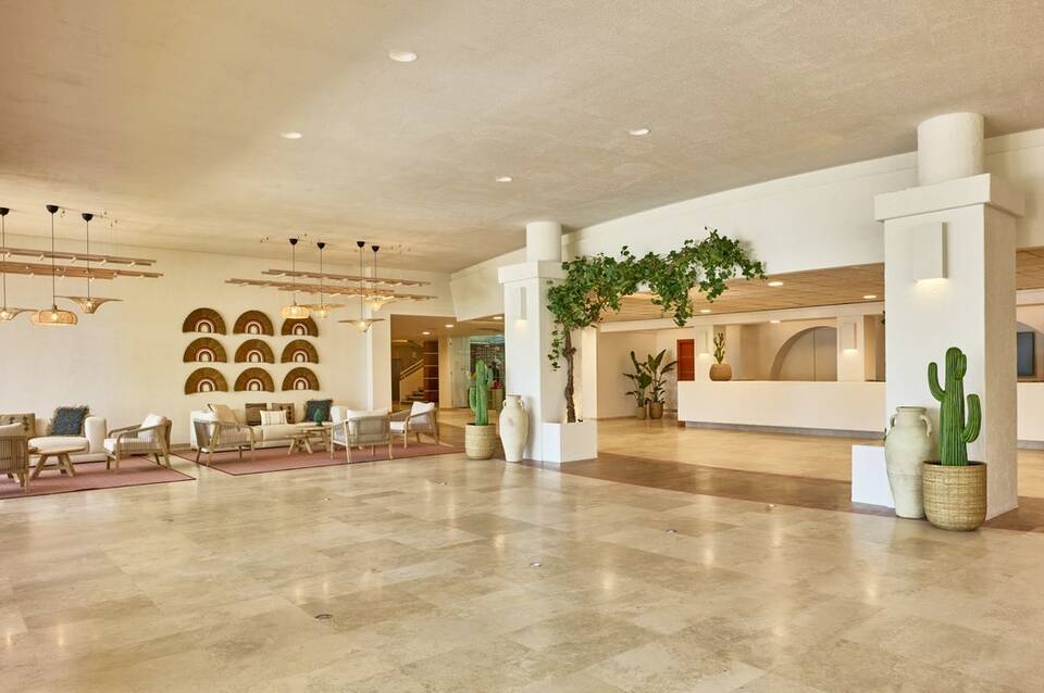 Gran Serena Hotel 1
