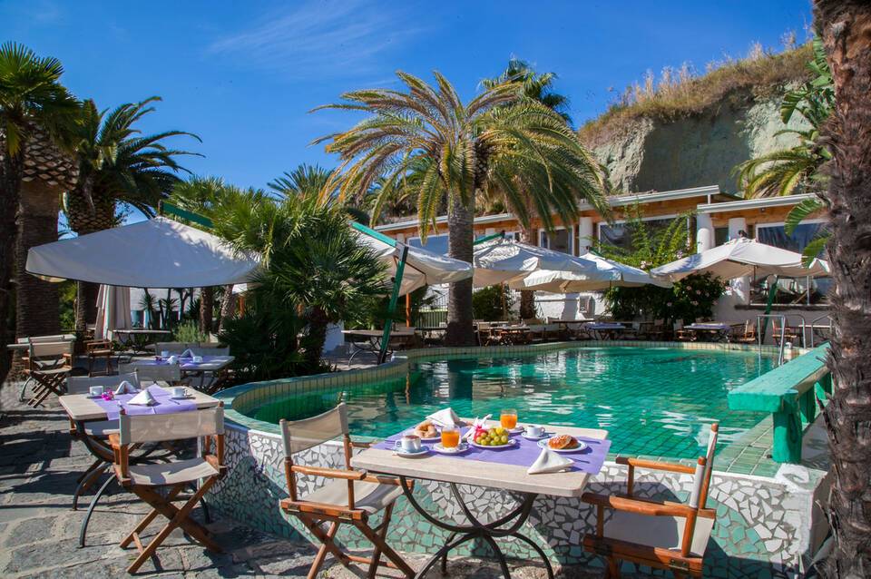 Borgo Romantica Resort & Spa 1