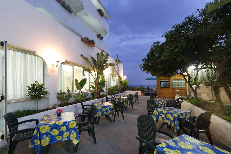 Hotel Baia Degli Dei 2