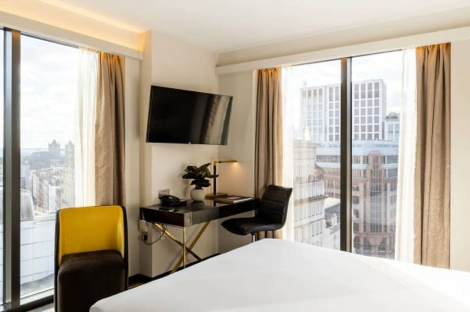 Leonardo Hotel London Aldgate 4