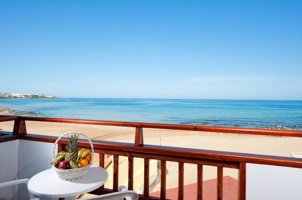 Vlachakis Beach Hotel 4