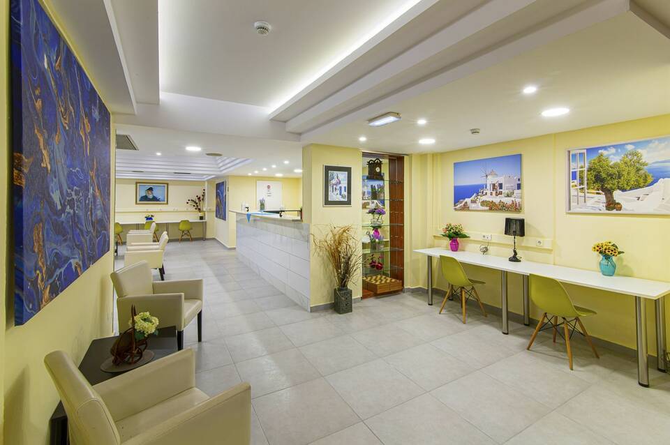 Triton Hotel 1