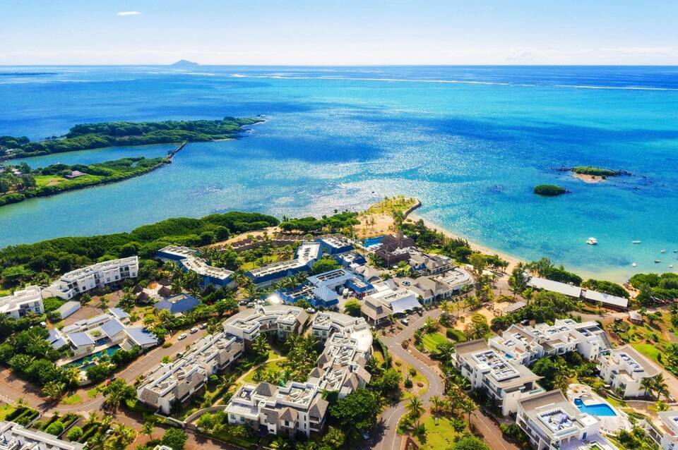 Radisson Blu Azuri Resort & Spa, Mauritius 1