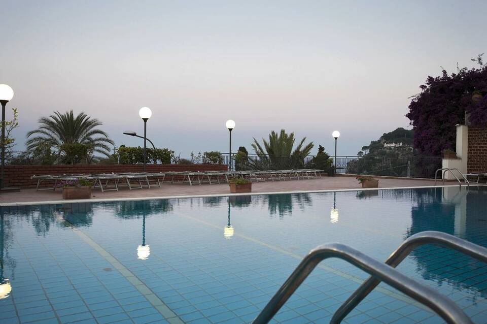 Villa Esperia 2