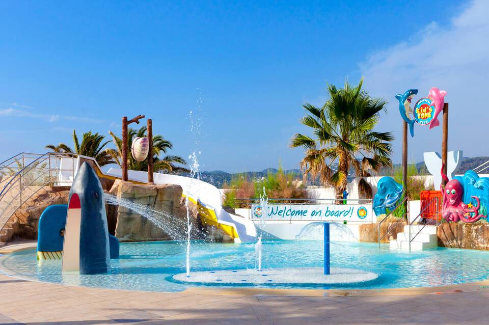 Marvell Club Hotel & Apartments 4