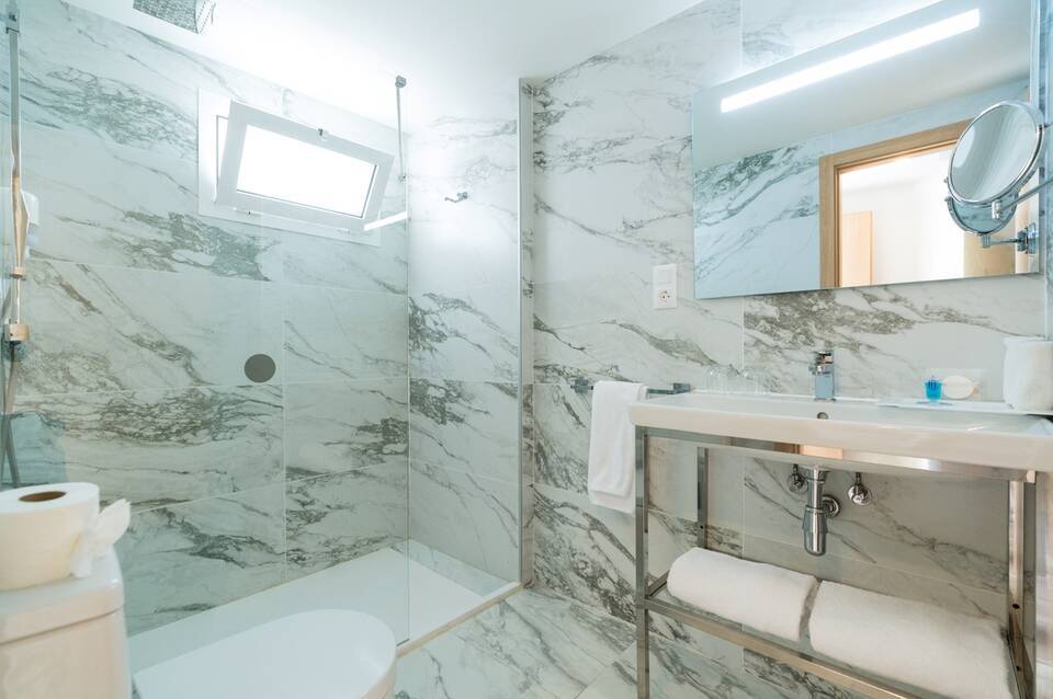 HL Rondo Hotel 3