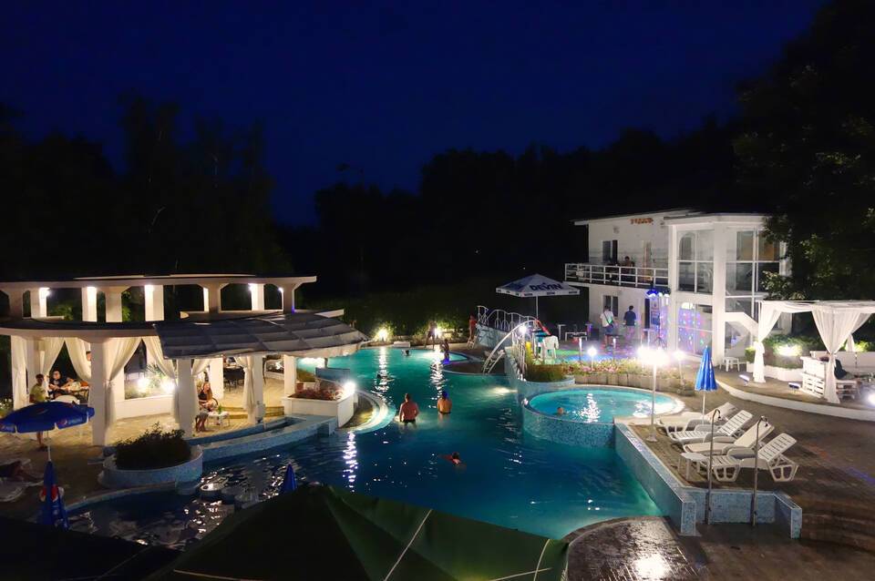 Bellevue Hotel 4