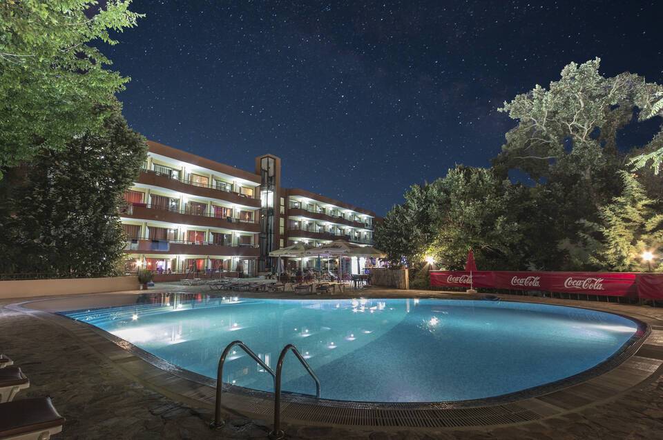 Hotel Kamchia Park 5