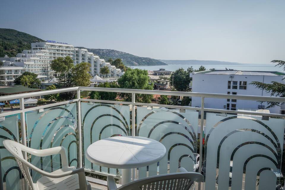 Hotel Sandy Beach 4