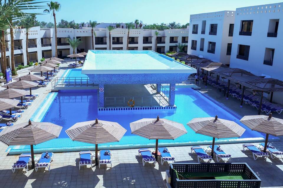 Blend Club Aqua Resort 2