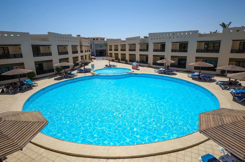 Blend Club Aqua Resort 5