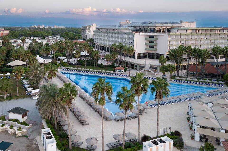 Adora Hotel & Resort 3
