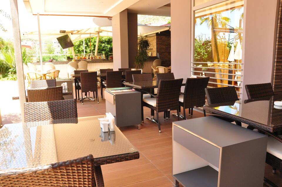 Vega Green Apart Hotel 4