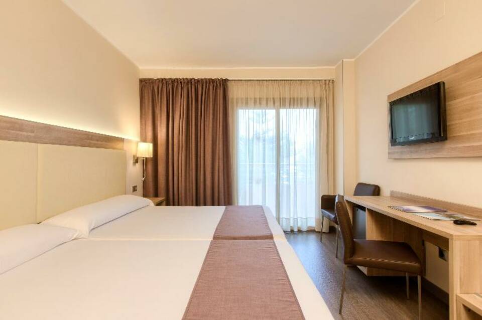Hotel Benidorm East by Pierre & Vacances 4