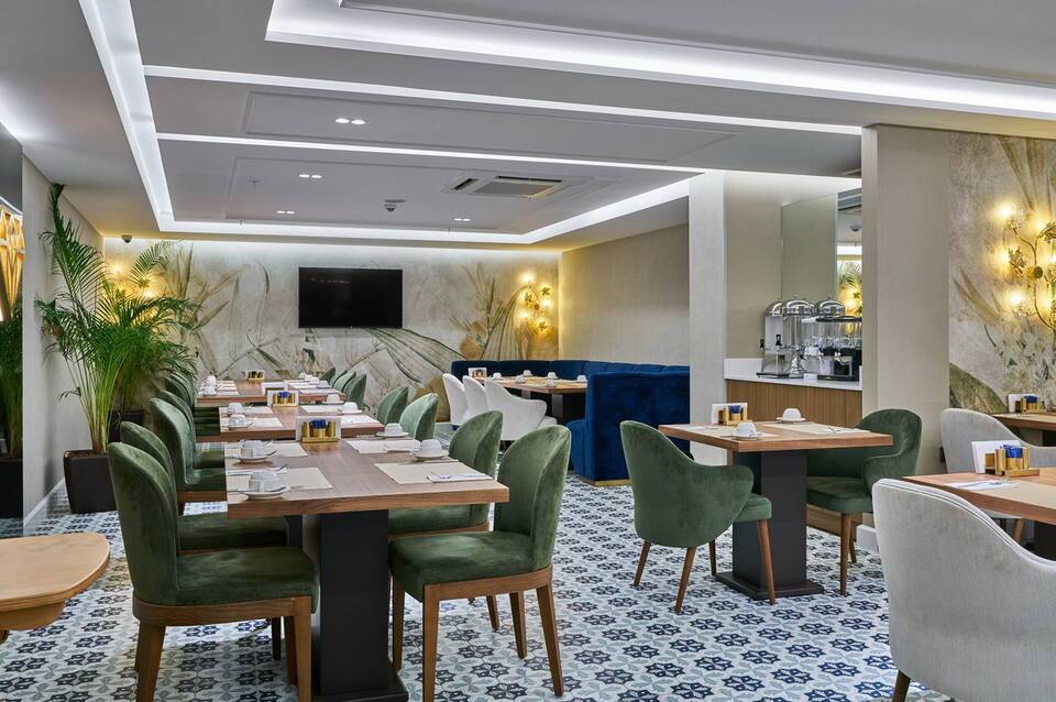 Rayelin Hotel Old City 4