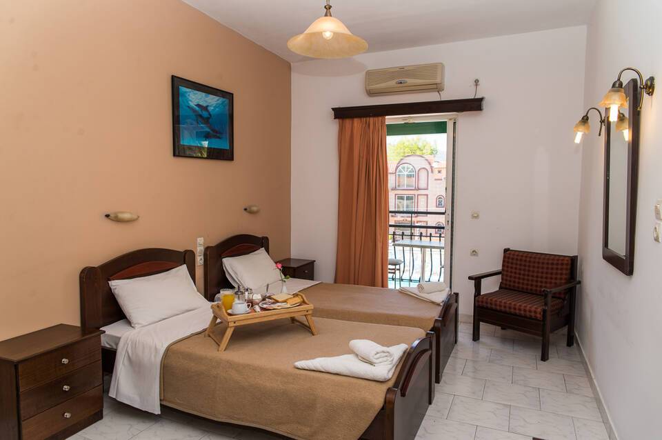 Hotel Perkes Complex 4