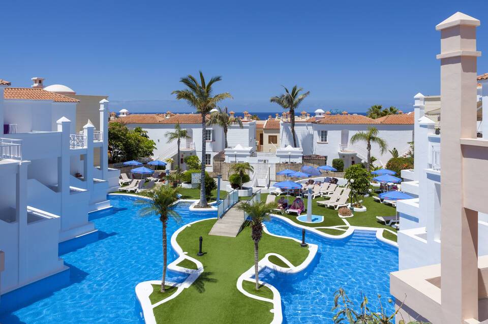 BLUESEA Bahia Fañabé & Villas 1