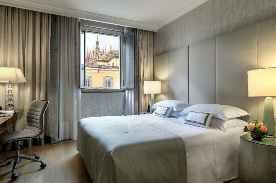 Rosa Grand Milano 3