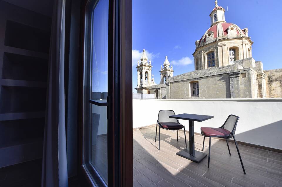 Quaint Sannat Boutique Hotel 3