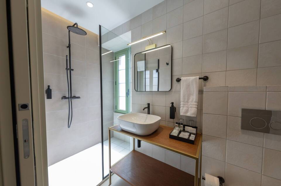 DOMS Boutique Hotel 4