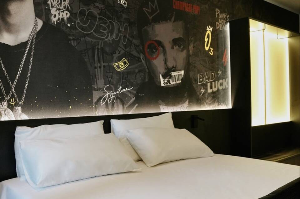 SO City Hotel 1