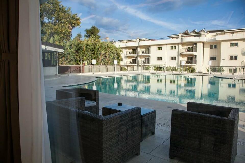 4 Spa Resort Hotel 2