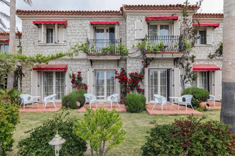 Alaçati Beach Resort & Spa 1